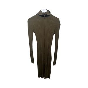 Women green midi length bodycon dress